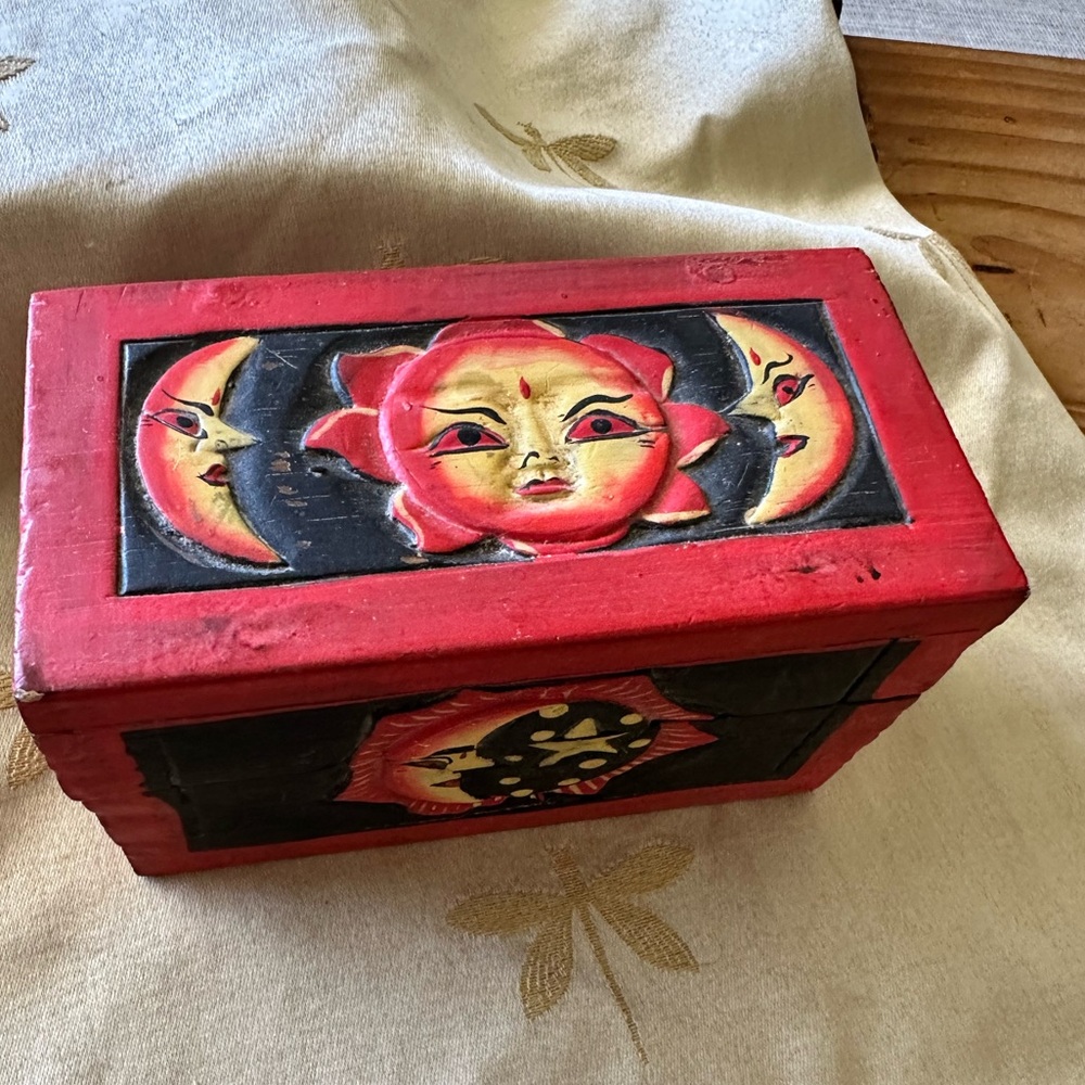 Foreside Gorham, Maine Hand Painted Wooden Celestial / Sun Recipe Trinket Box.